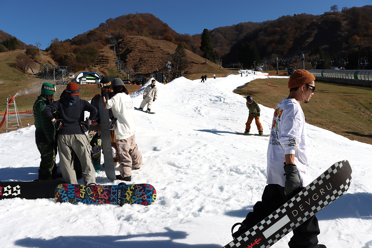 130スキー❤️スノボ❤️雪遊び❤️セット 130スキー❤️スノボ❤️雪遊び❤️セット 公式】グランスノー奥